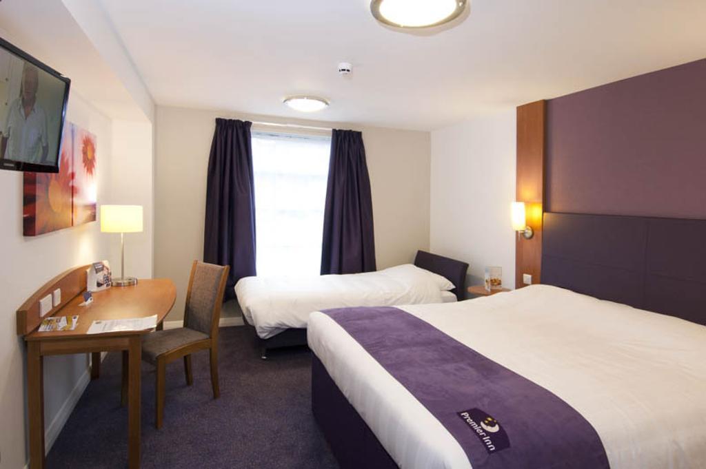 Premier Inn Watford - Croxley Green Δωμάτιο φωτογραφία