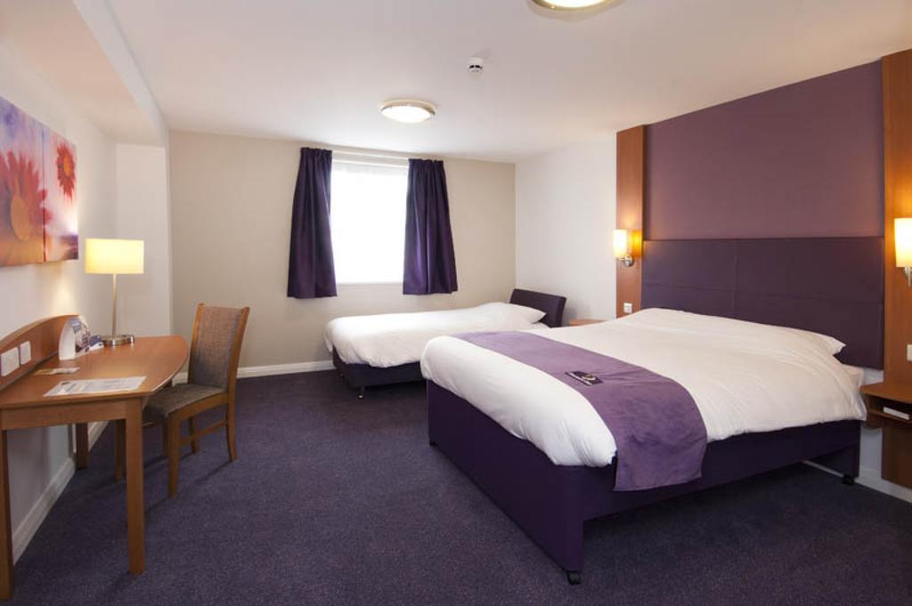 Premier Inn Watford - Croxley Green Δωμάτιο φωτογραφία